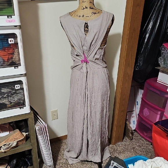 Elegant Beige Sleeveless Maxi Dress. Plus Size 2x. - Picture 3 of 3